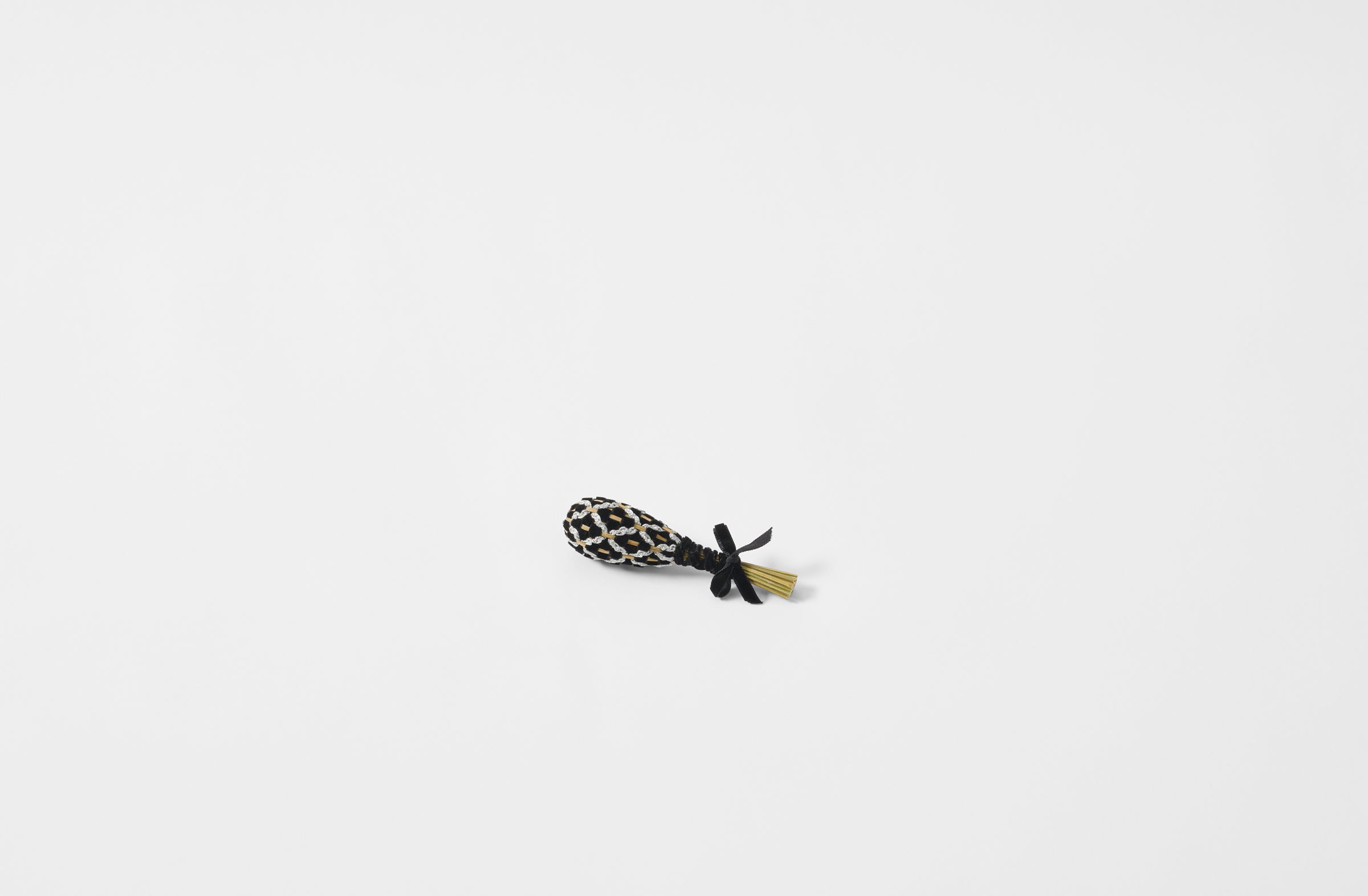 Black and silver faberge petite lavender wand