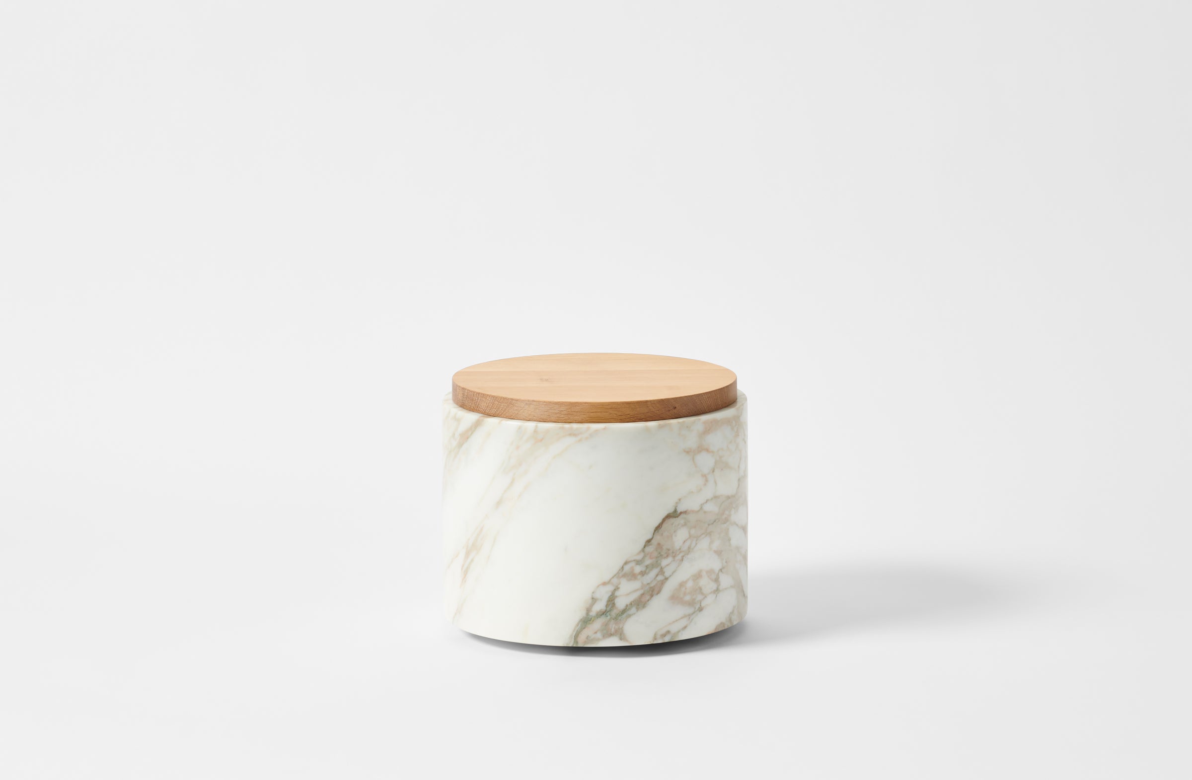 Size::Ice Bucket with Oak Lid