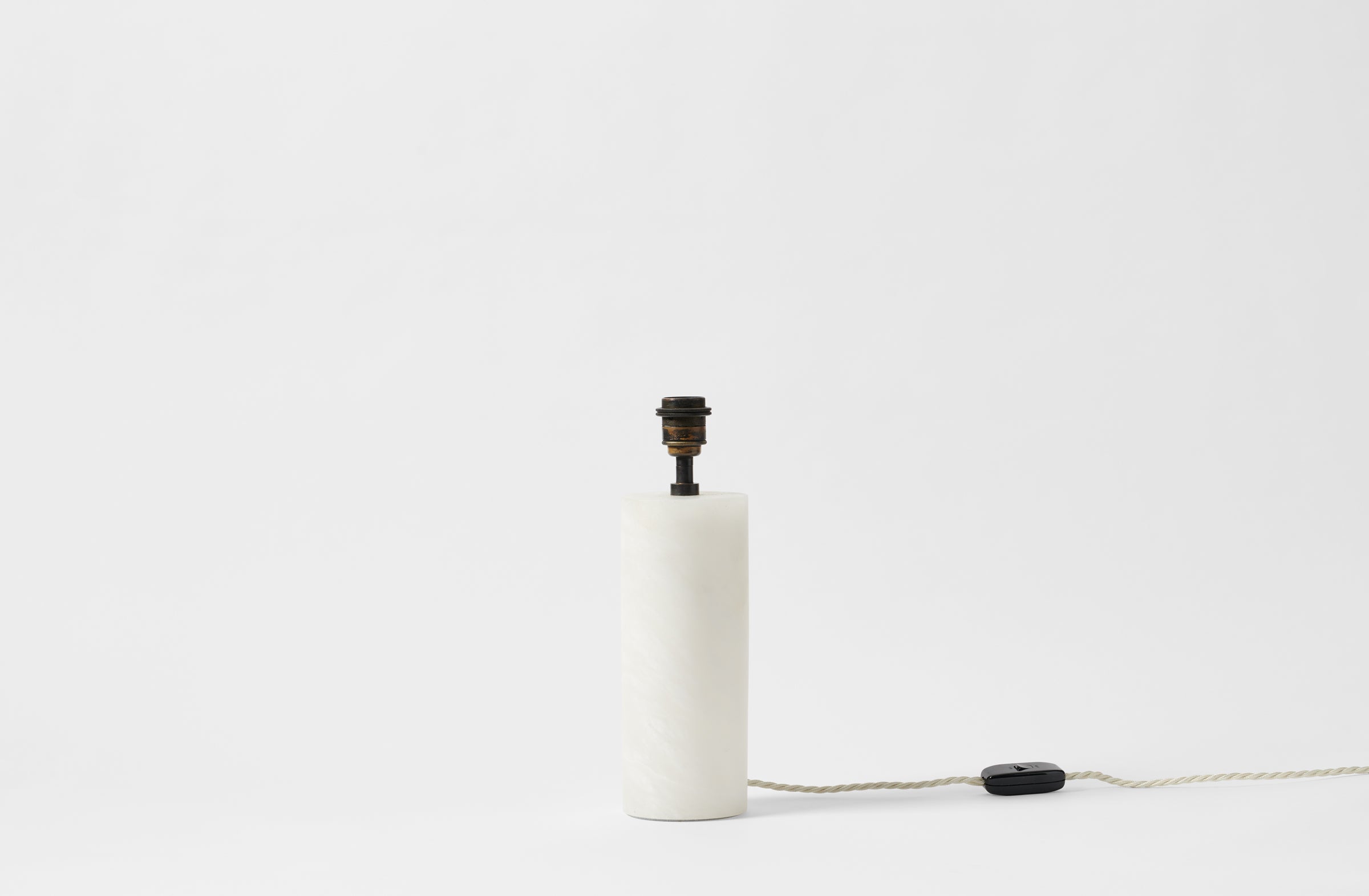 Michaël Verheyden Petite Panser Alabaster Lamp MARCH