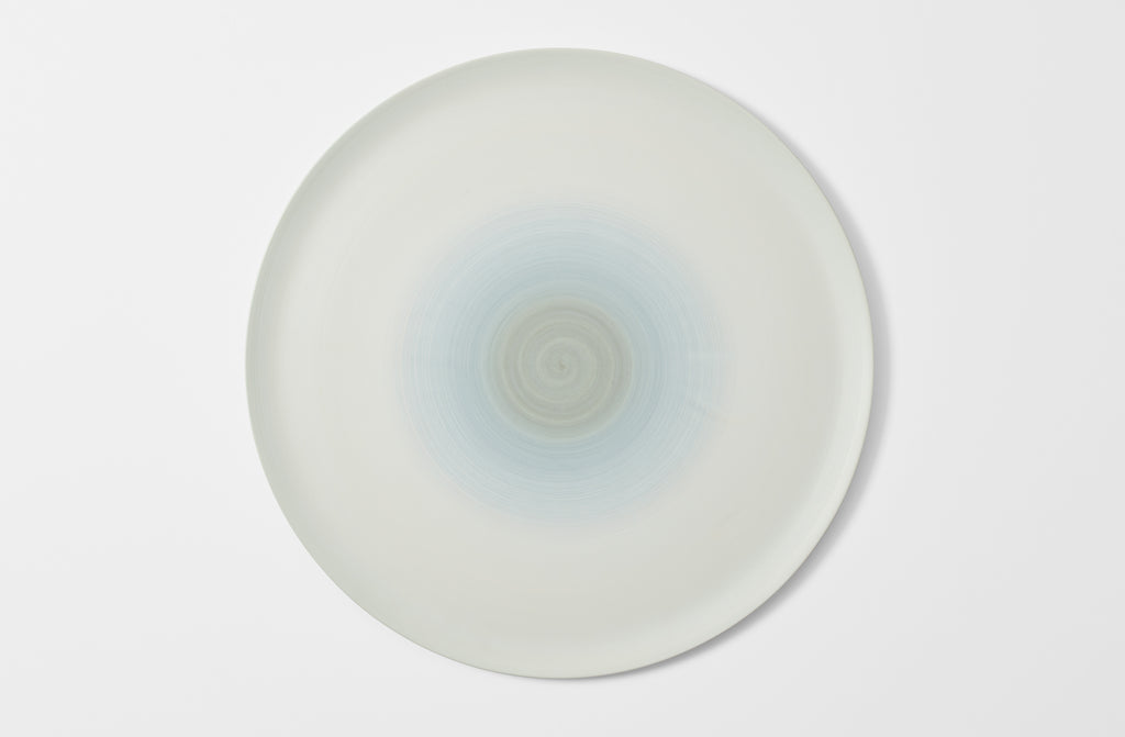 Rina Menardi Extra Large round peel overhead.