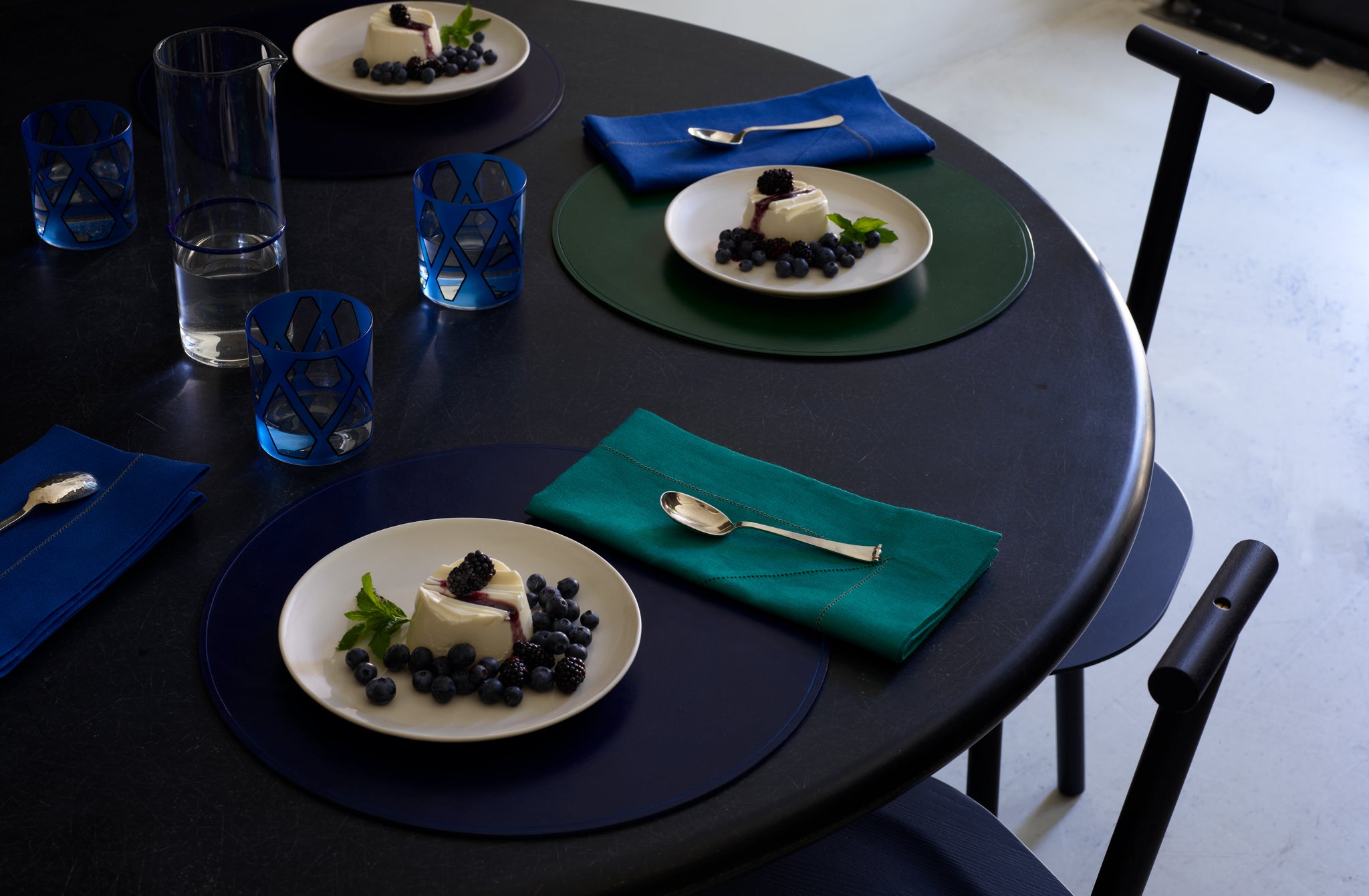 Peter Speliopoulos Bright Emerald Hemstitch Linen Napkin
