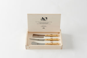 Berti Boxwood Set of 3 Cheese Knives in Box