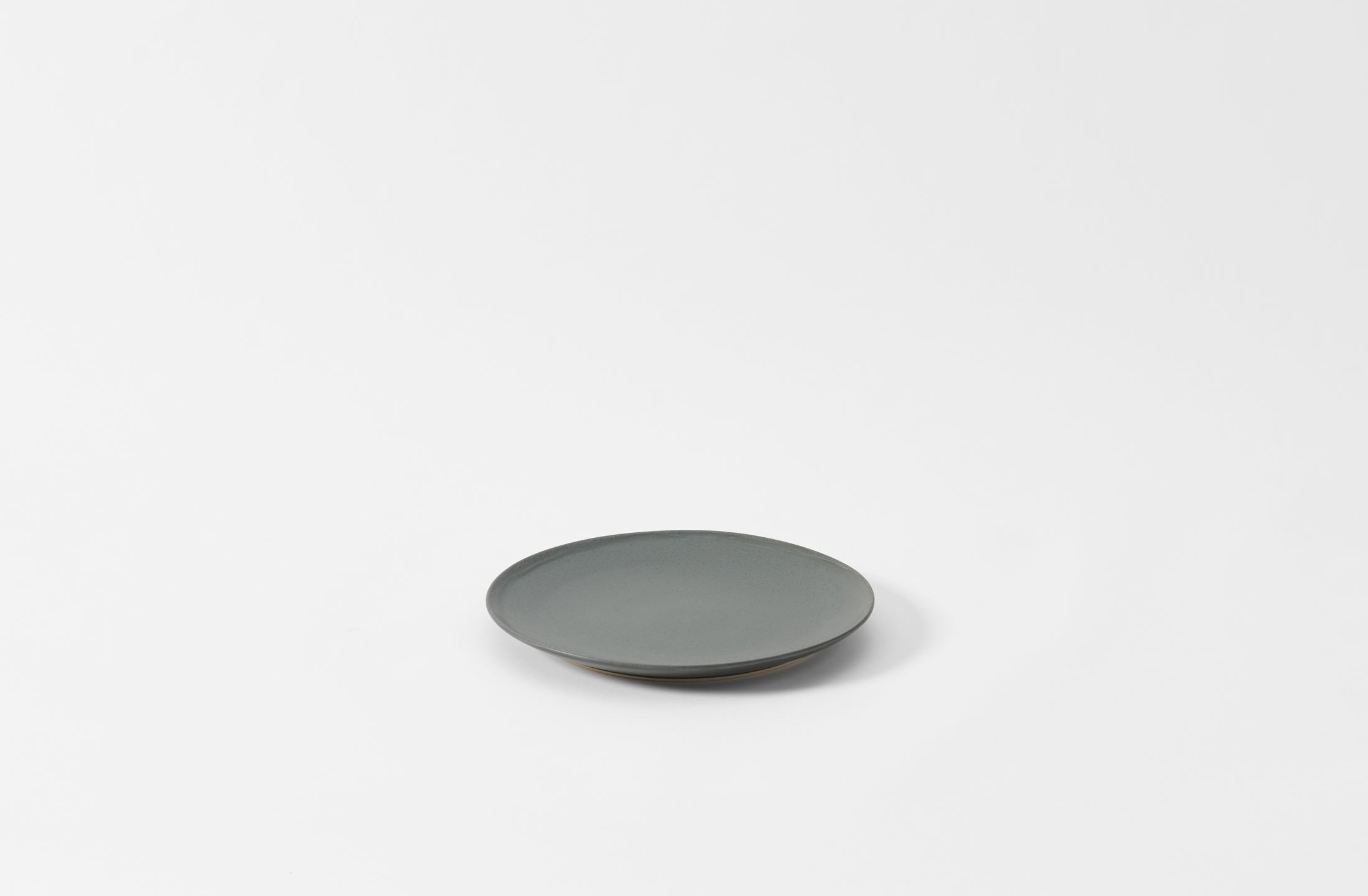 Christiane Perrochon Slate Grey Dinnerware – MARCH