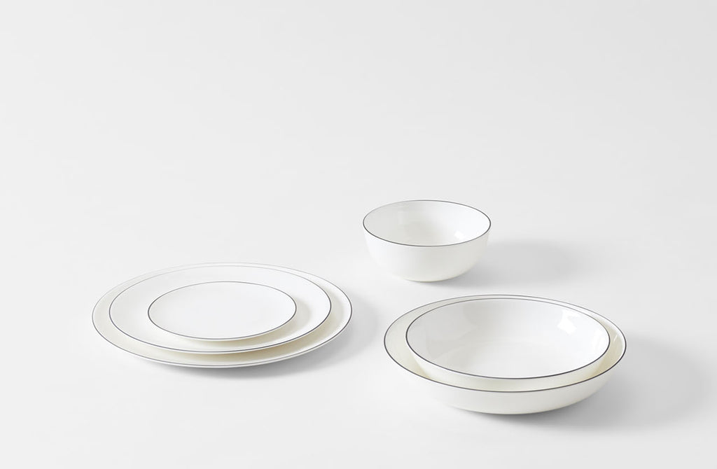 richard-brendon-black-line-dinnerware-17456-Default