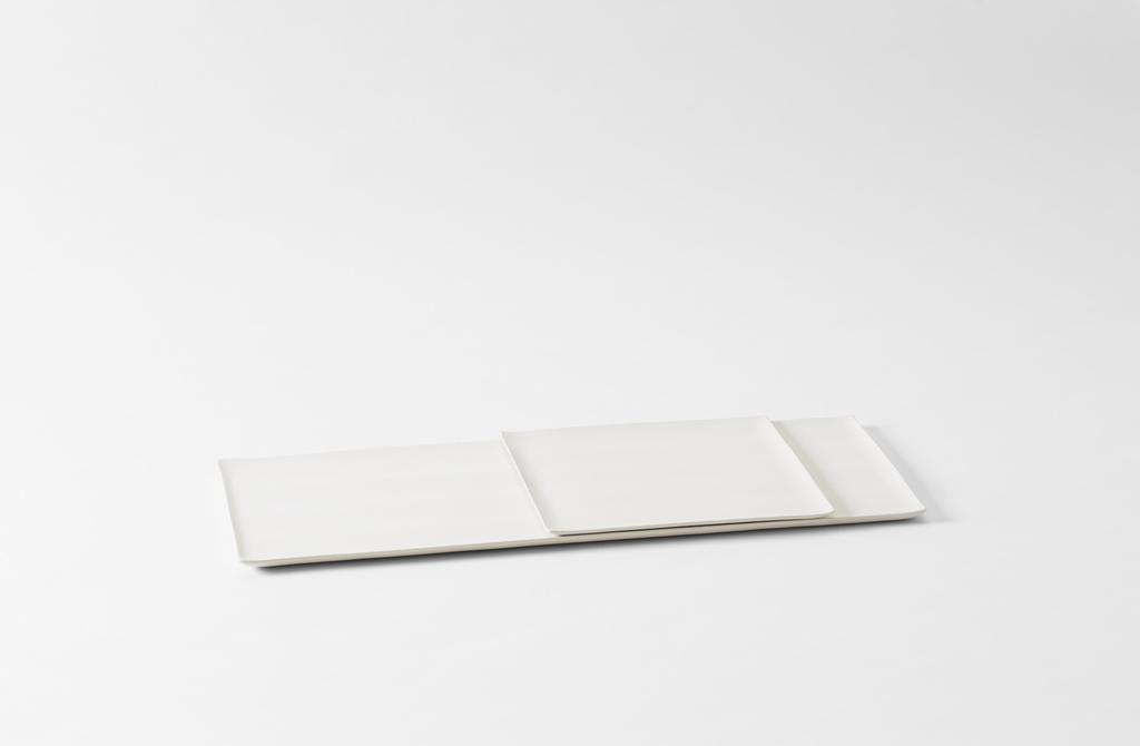 Rina Menardi White Trays