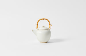 Christiane Perrochon white beige medium teapot with bamboo handle
