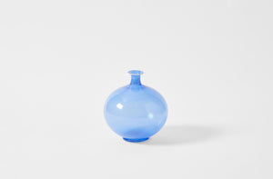Davide Fuin blue filligree bud vase