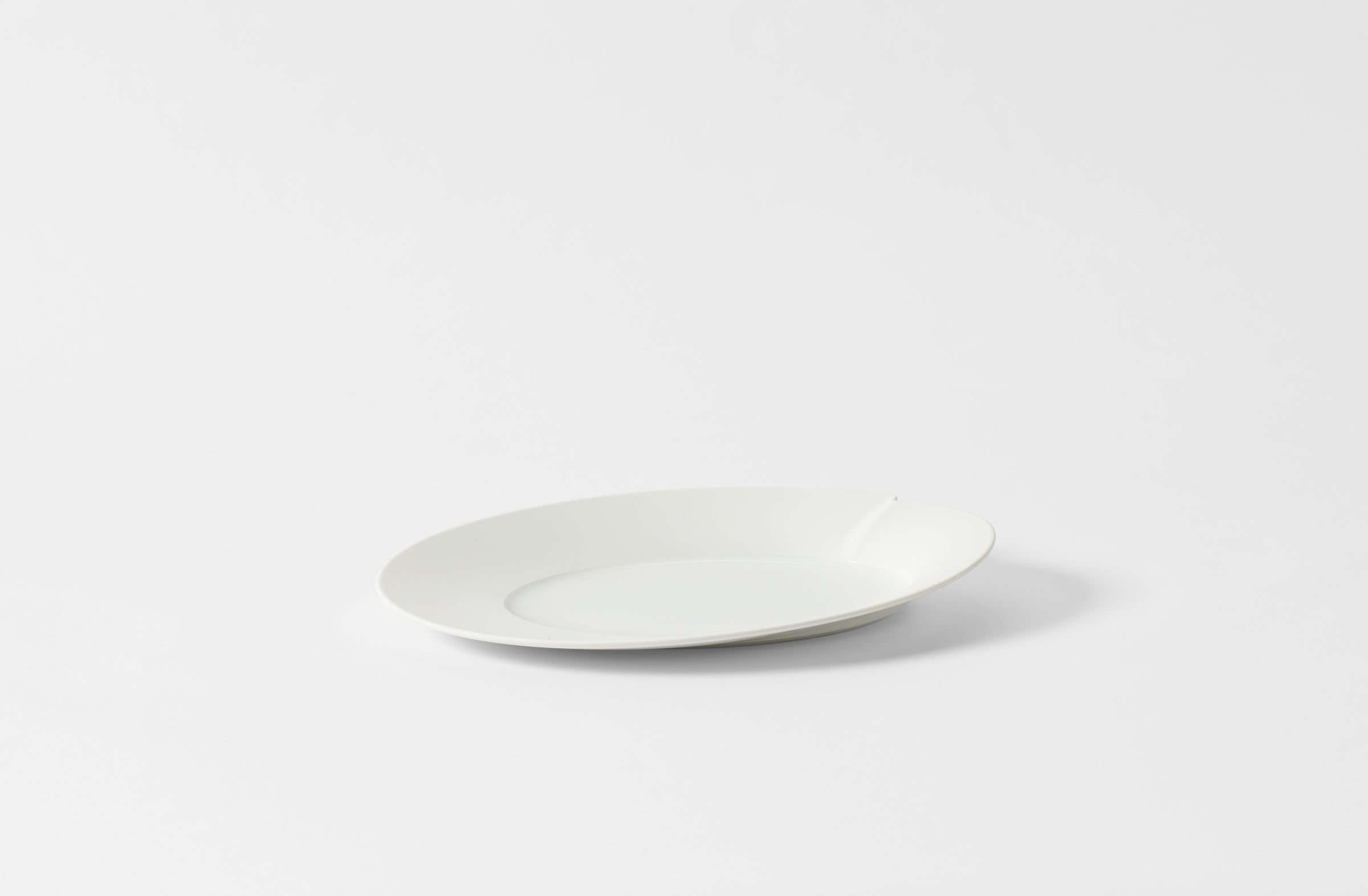 Hering Berlin white evolution oval dish.