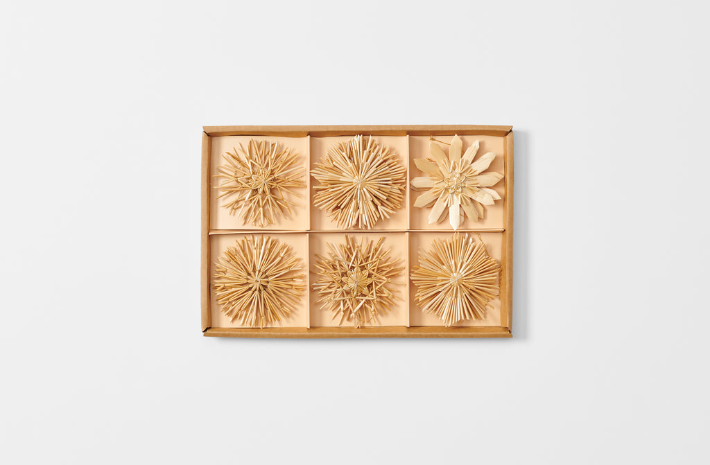 Straw star ornaments boxed