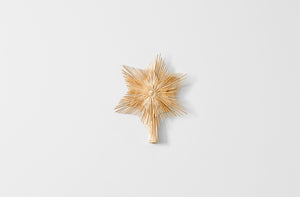 Straw star tree topper.