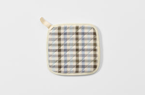 Tori Murphy blue check pot holder.