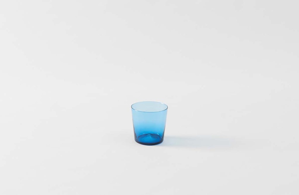 il-buco-vita-mouth-blown-indigo-glass-tumbler-20106-16475-00-01-b