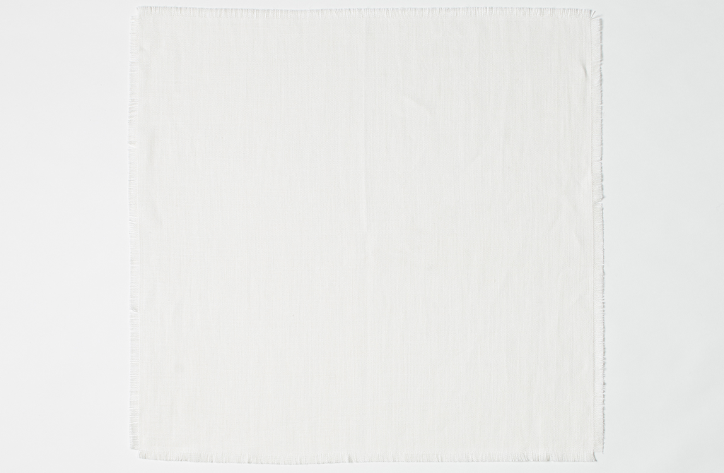 Boxwood Linen Oyster Fringed Napkin