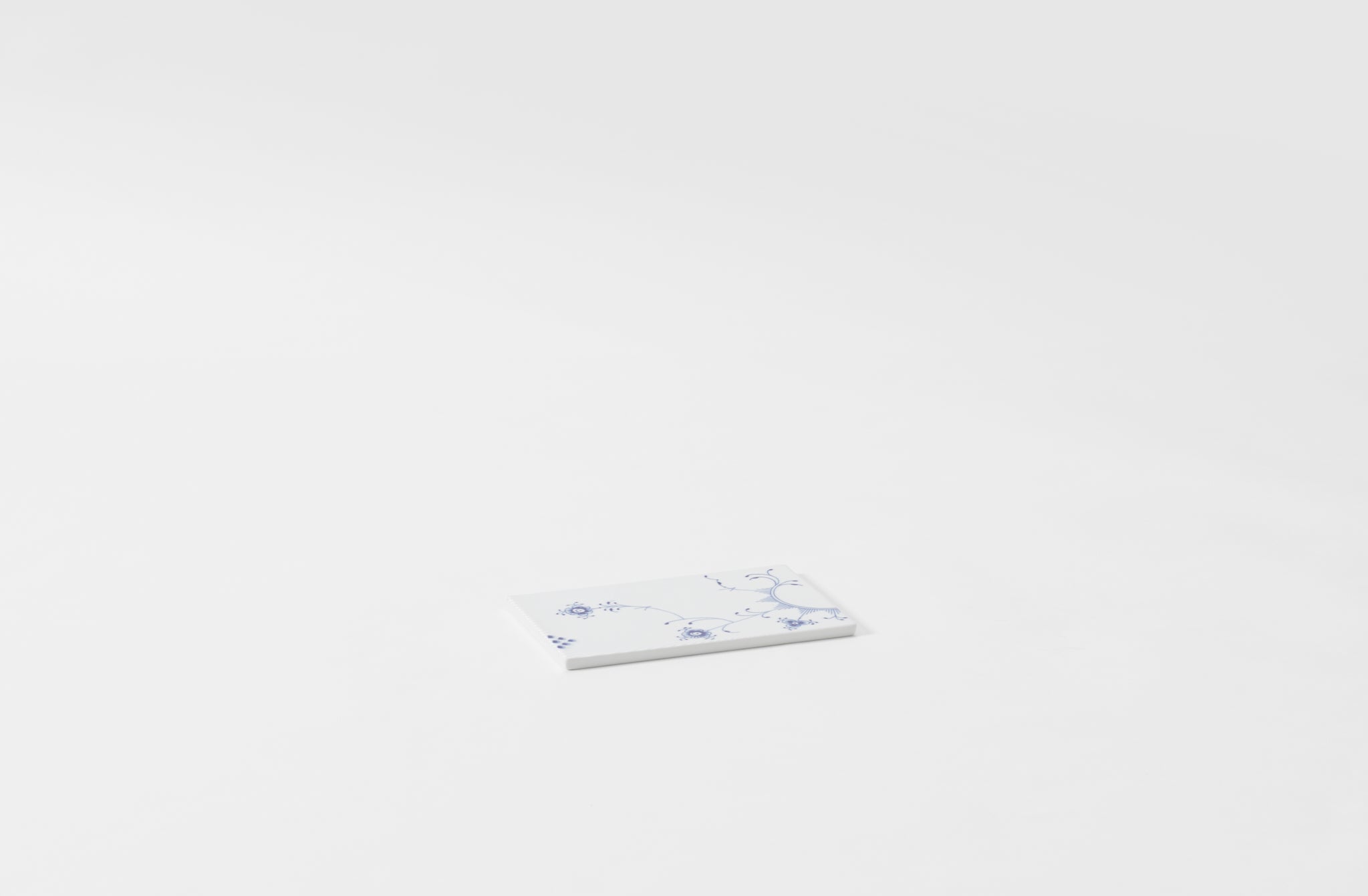 Royal Copenhagen Blue Elements Short Serving Board