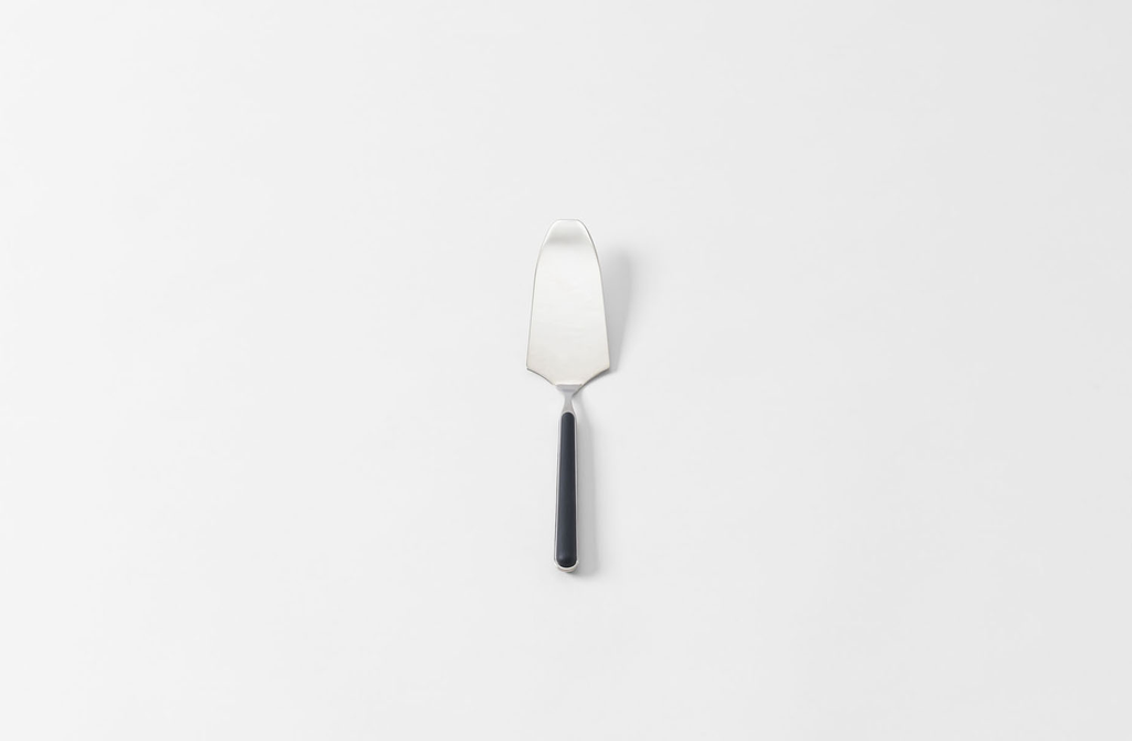 Fantasia Black Cake Server