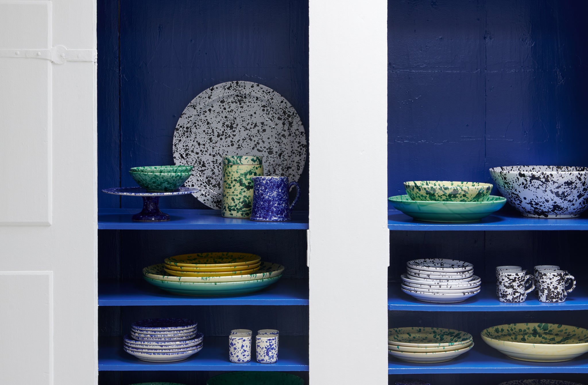 Green on Yellow 14 Inch Splatterware Platter