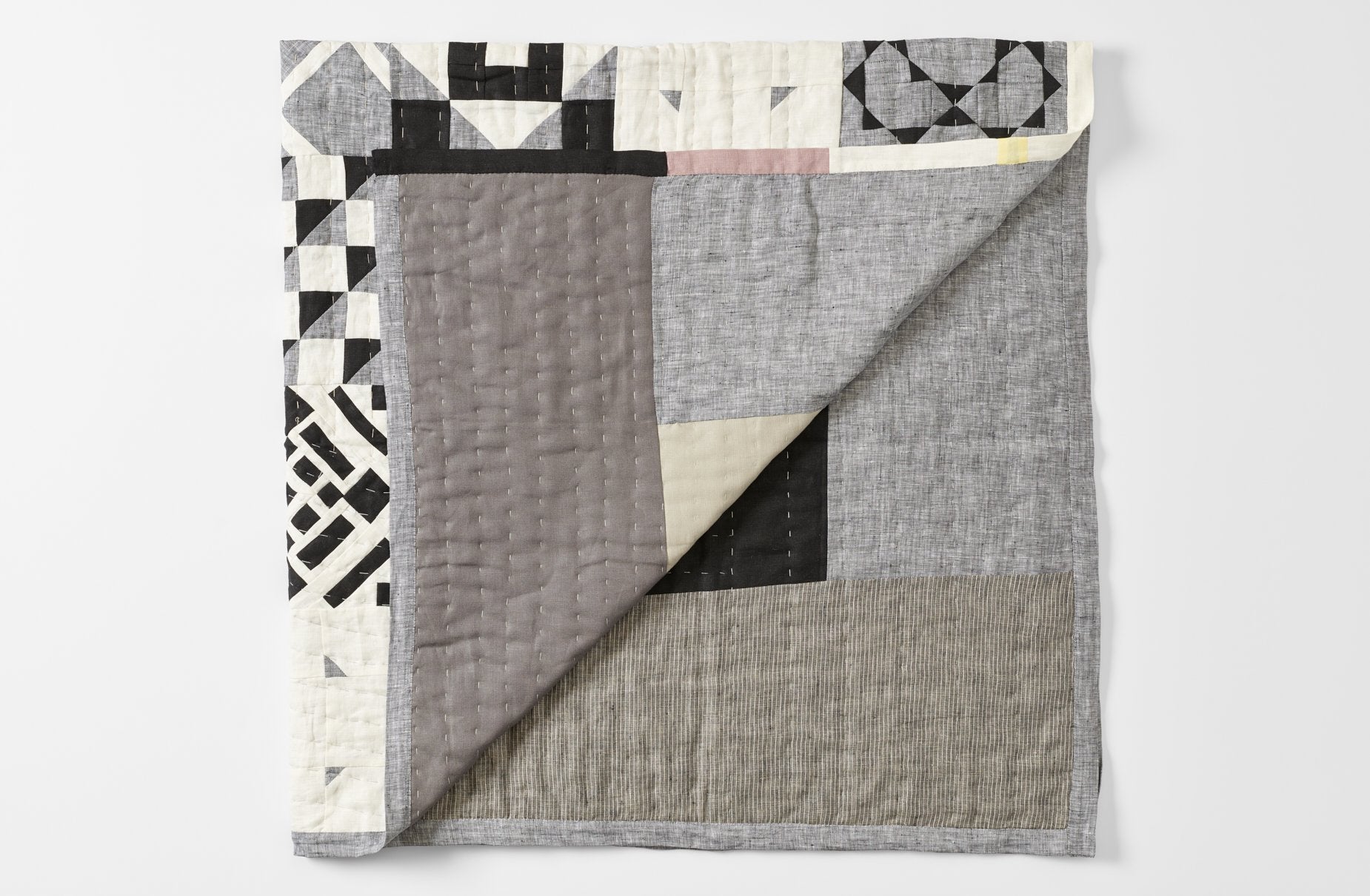 Thompson Street Studio Black and White Tile Queen Quilt