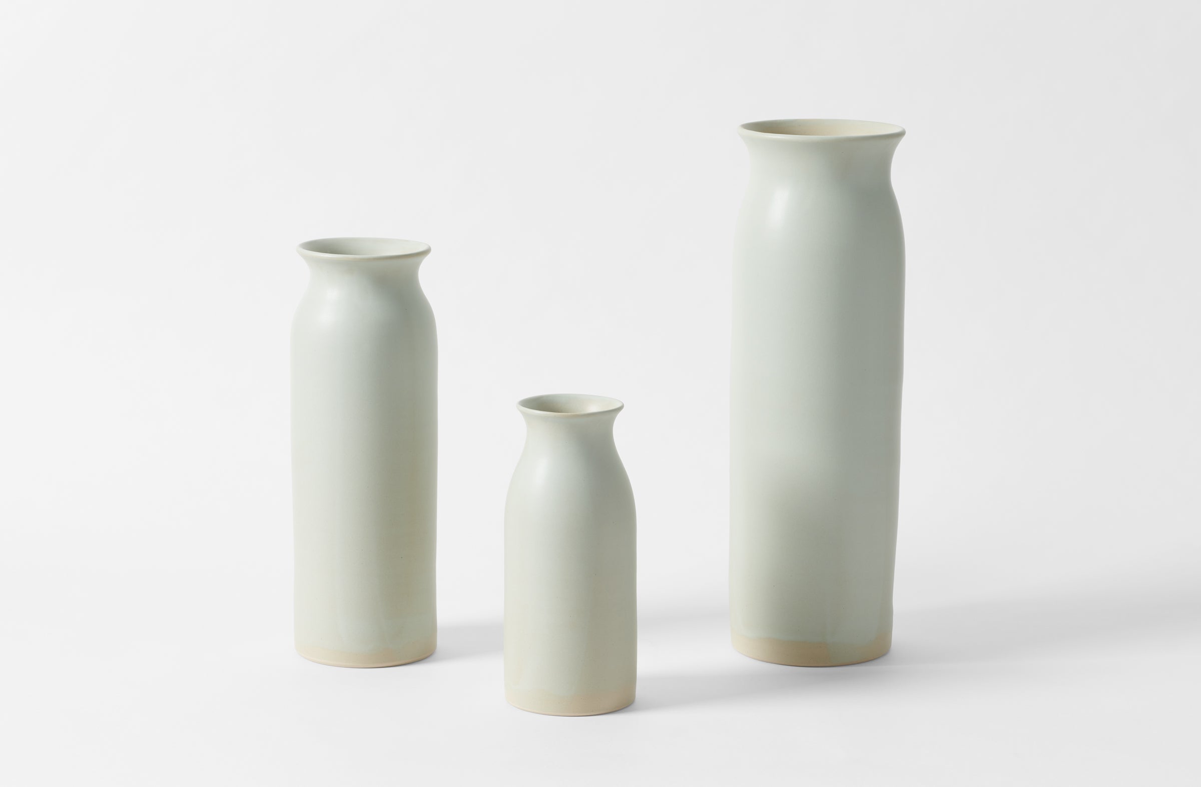 Default christiane-perrochon-pale-green-m-bottle-vase-20313-00-01-a