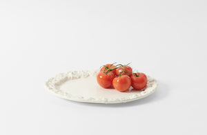 frances palmer flower relief large oval platter set with tomatoes on the vine