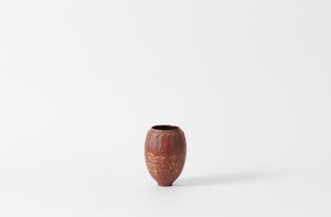 karen-swami-sm-brown-urushi-stoneware-vessel-20616-a