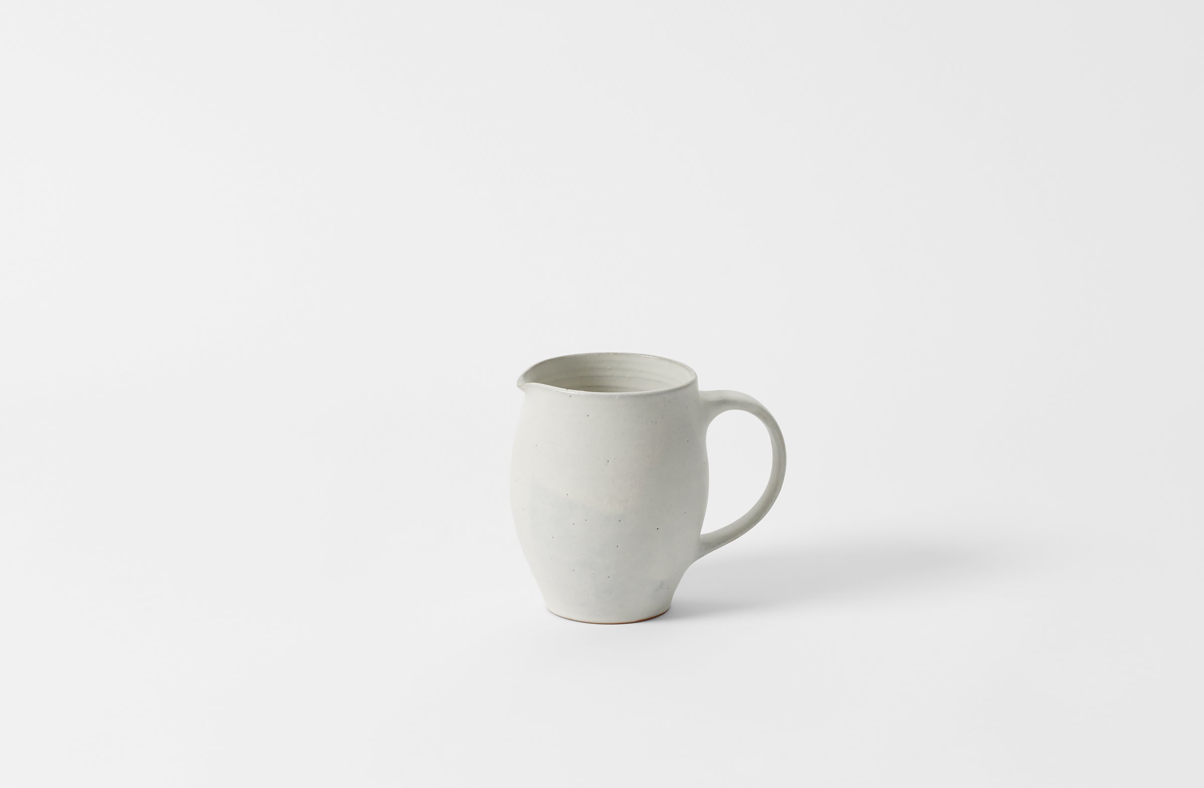 keiichi-tanaka-white-pitcher-20429