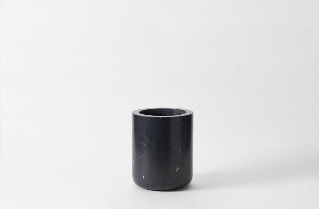Michaël Verheyden Nero Marquina Busk Vase