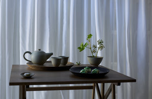 pale-green-christiane-perrochon-tea-service-on-ifuji-table_p