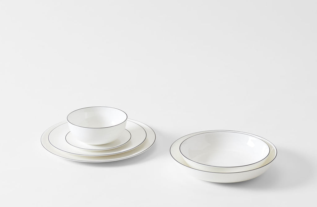 richard-brendon-black-line-dinnerware-17456-Default