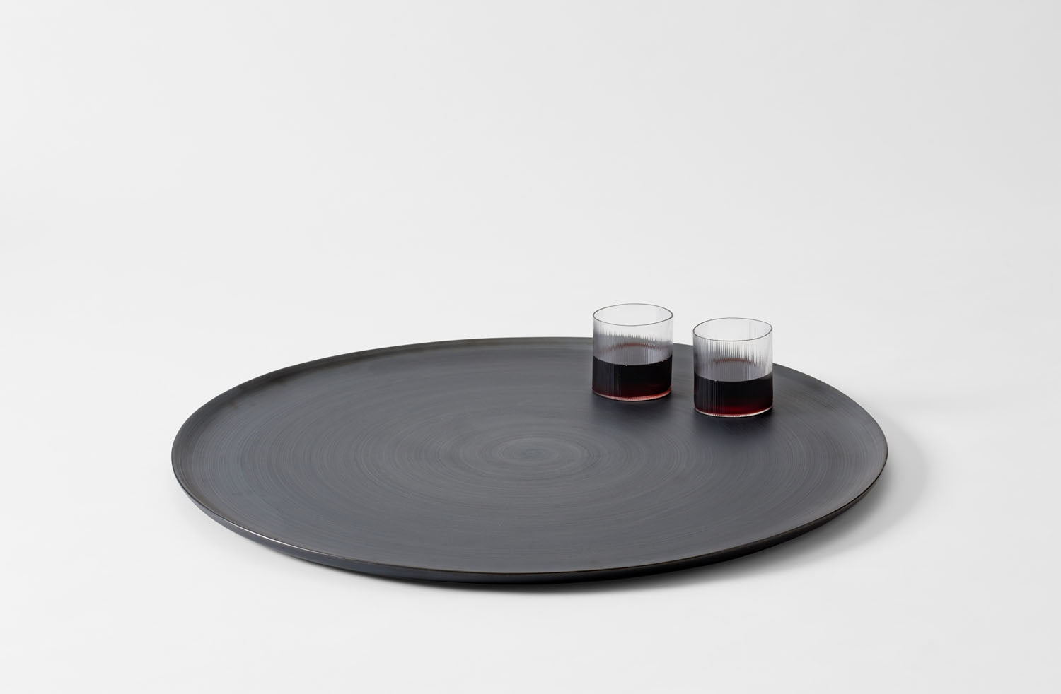 Rina Menardi Black Extra Large Round Peel